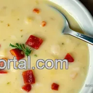 Creamy New England Clam Chowder: A Taste of Tradition