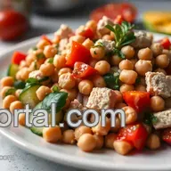 Easy & Flavorful Tuna and Chickpea Salad: A Mediterranean Delight