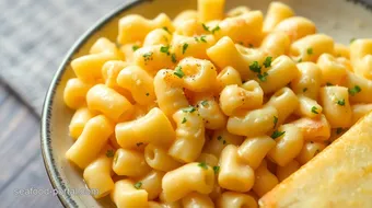 Macaroni and Cheese Seafood: 7 Best Comfort Food Recipes